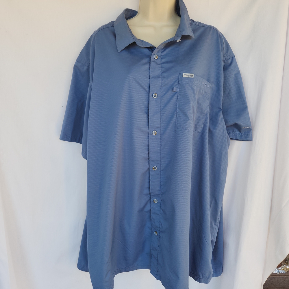 Columbia PFG Blue Omni Shade Light Weight Moisture Wicking Button Down Shirt